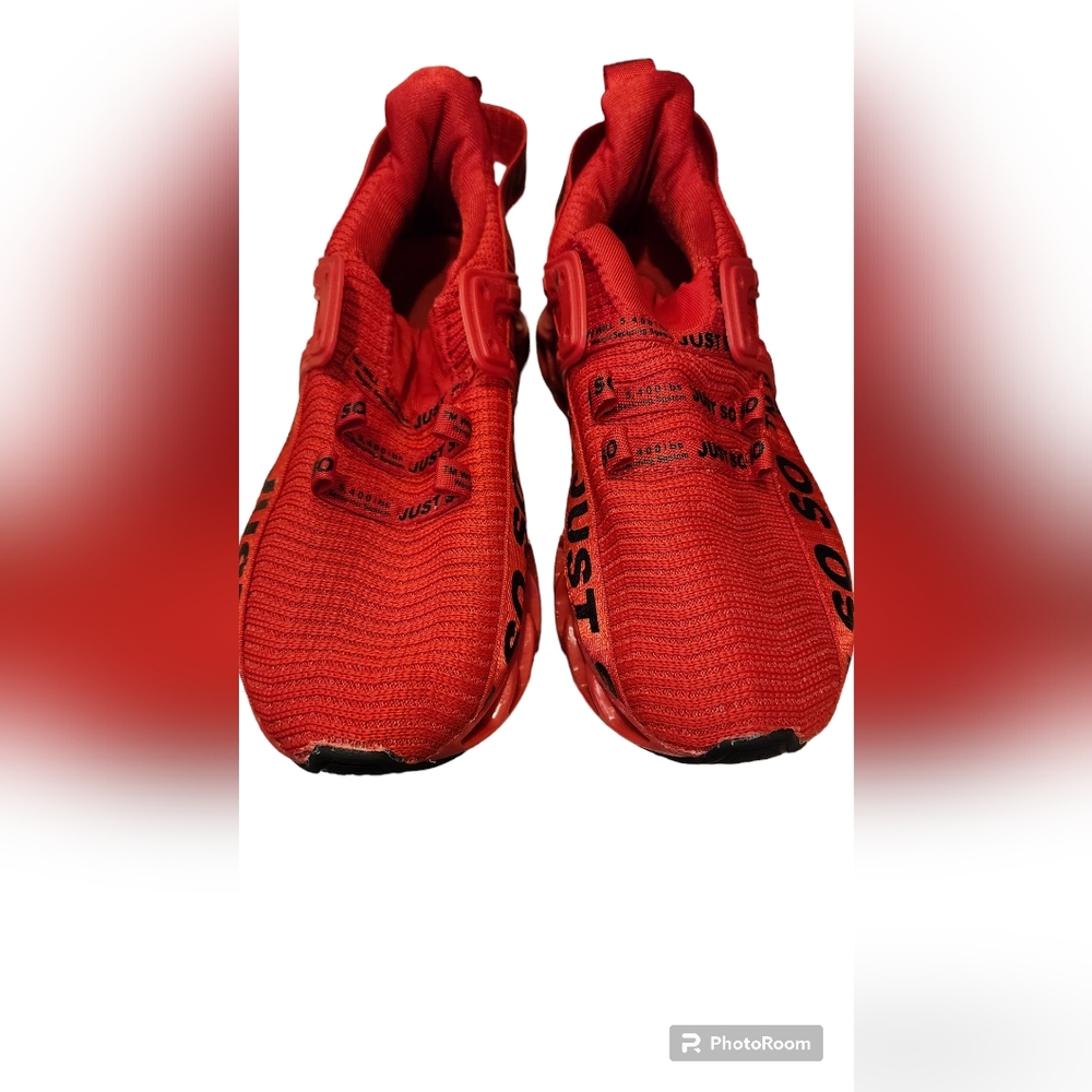 Womens athletic shoes